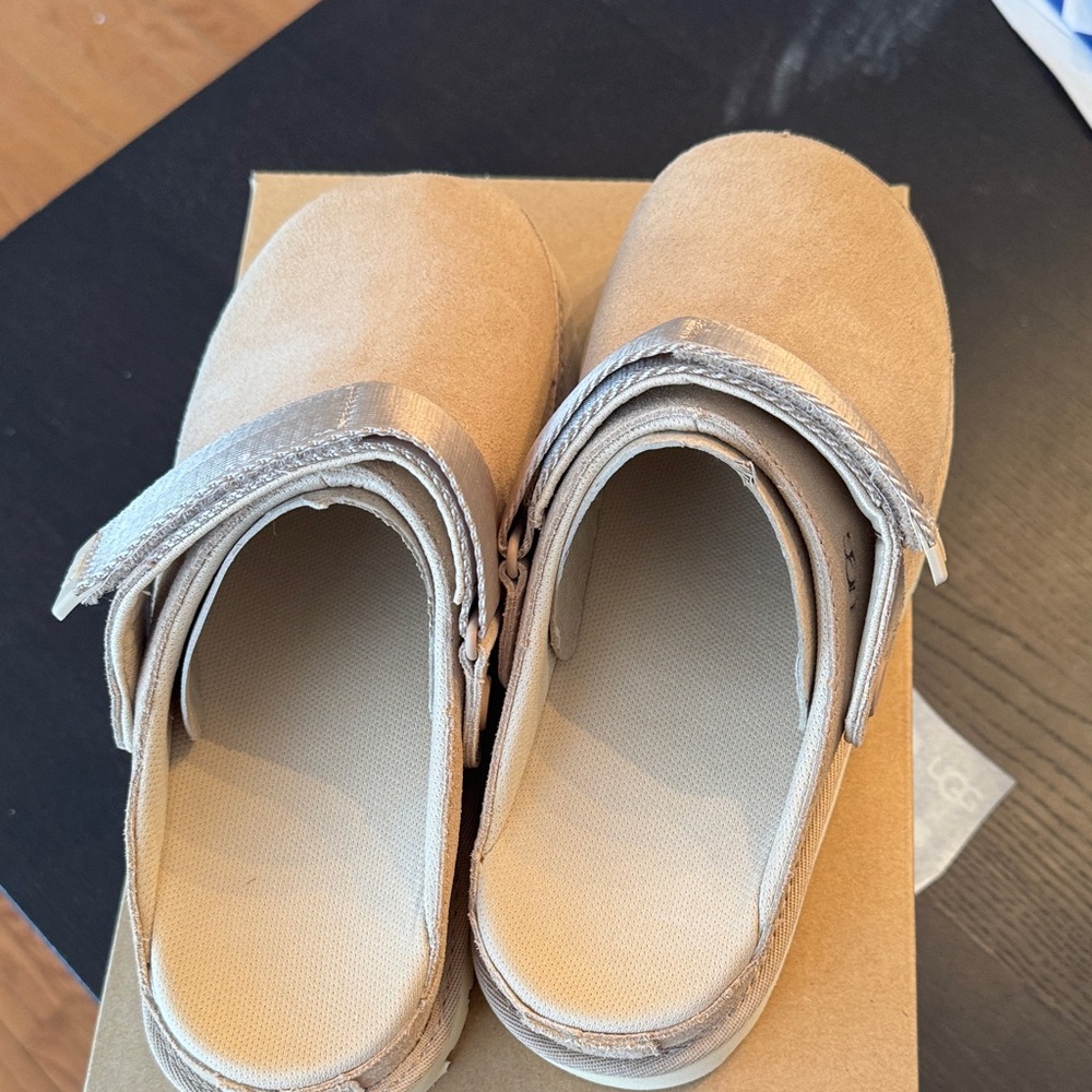 UGG Clogs NWT - image 3